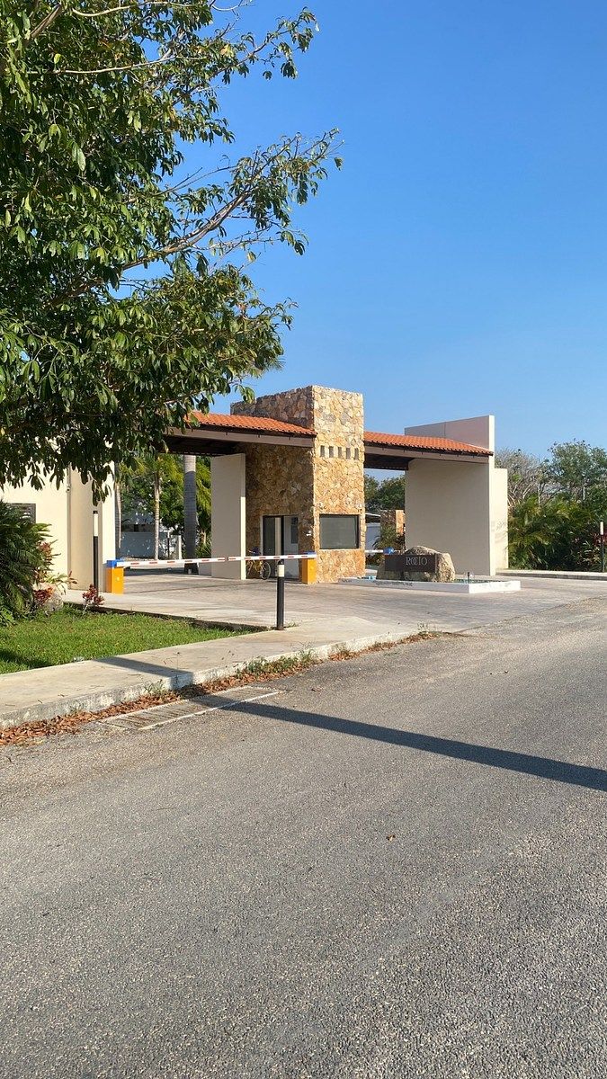 Terrenos en Privada Residencial con Amenidades al Norte de Mérida - foto 3