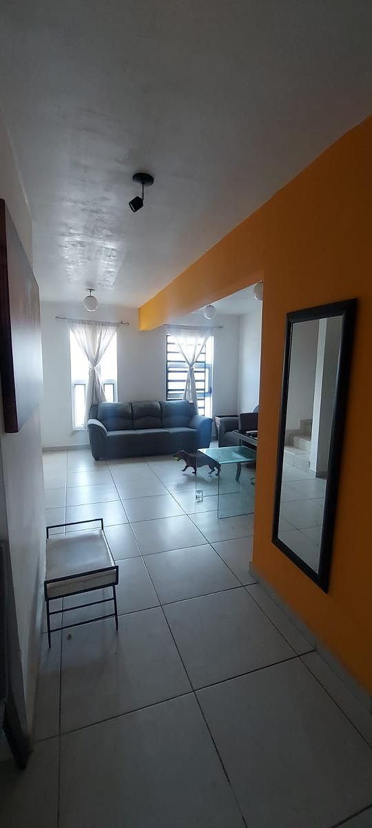 Casa em Misión Santa Catarina, Santa Catarina, foto 4 de 10