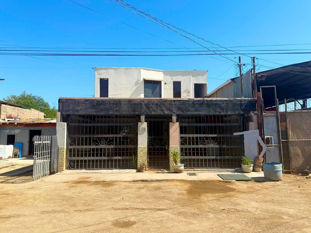 Casa en Los Encinos, Mexicali, foto 2 de 21