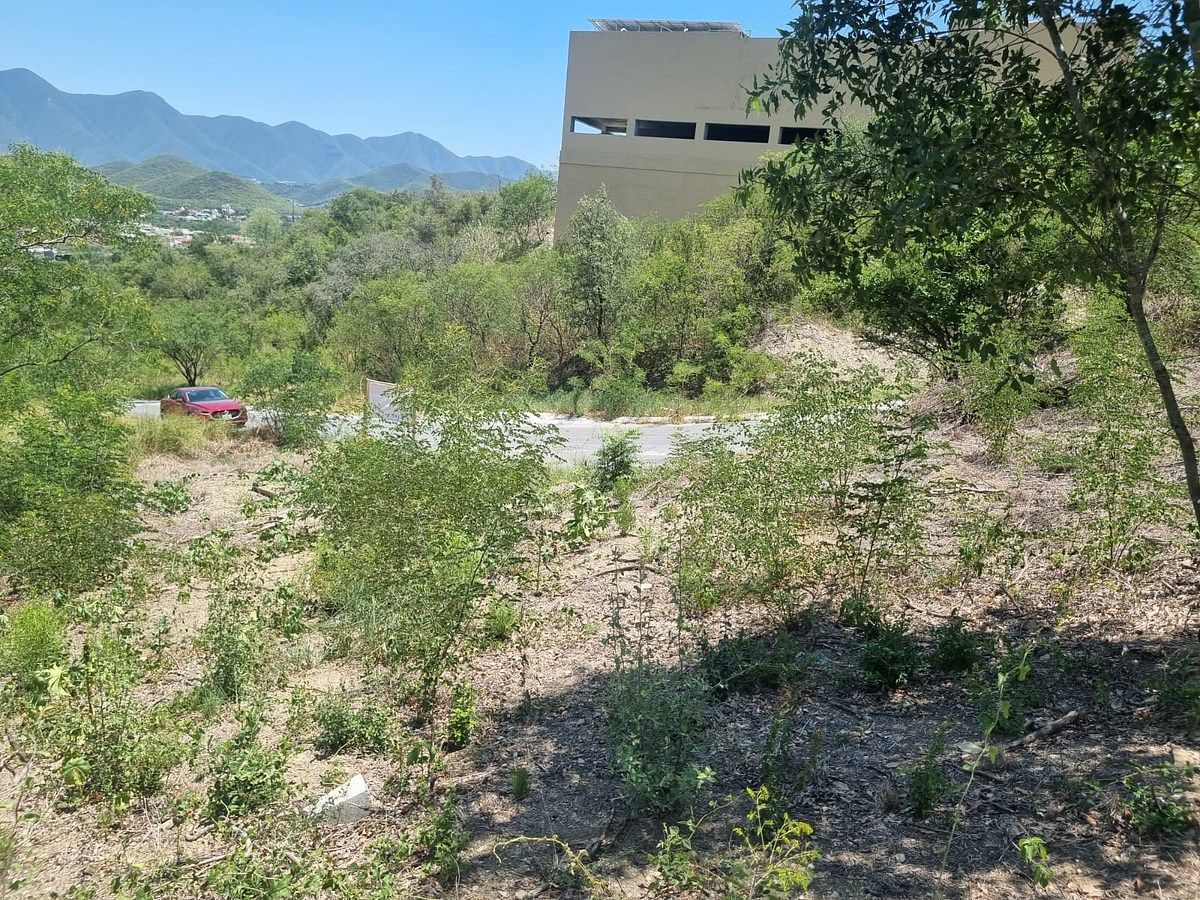 Lote em Hacienda Los Encinos, Monterrey, foto 10 de 19