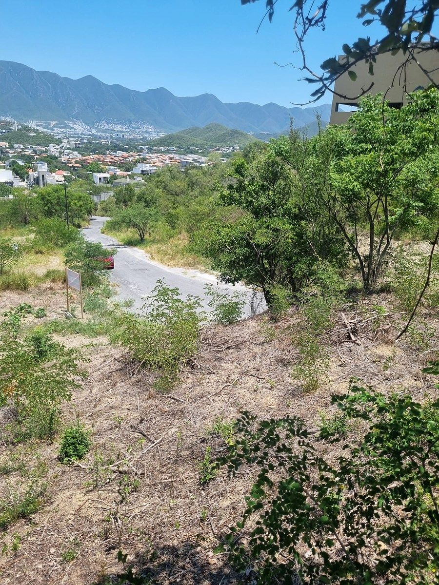 Lote em Hacienda Los Encinos, Monterrey, foto 14 de 19