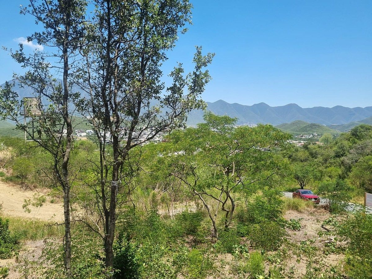 Lote em Hacienda Los Encinos, Monterrey, foto 17 de 19