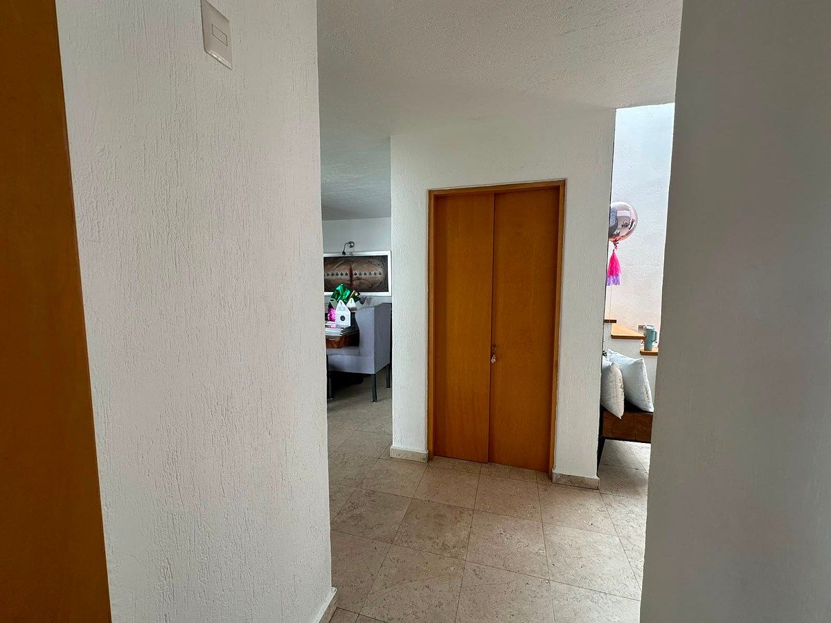 clóset de ingreso, photo 12 of 42