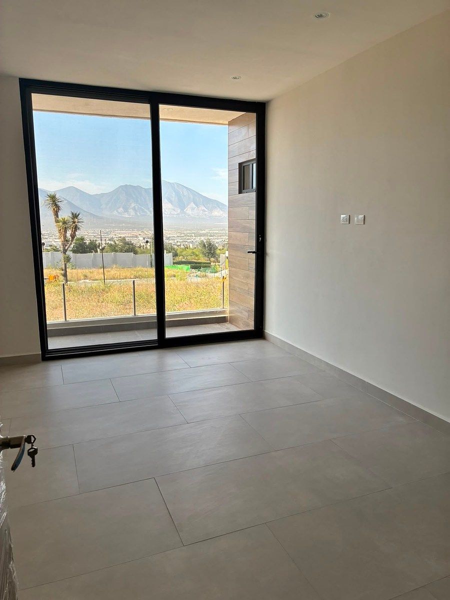 House in Paseo de Cumbres, Monterrey, photo 4 of 24