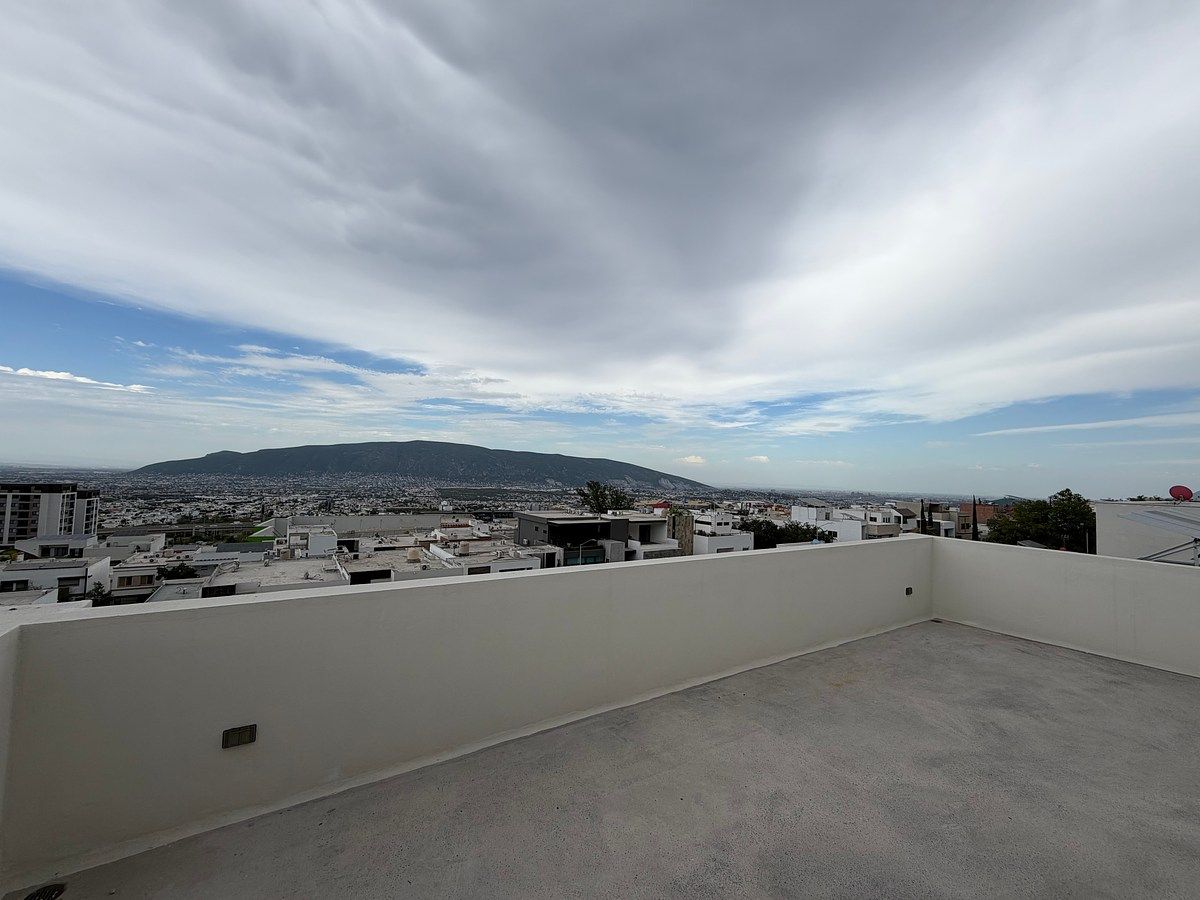 Casa en Cima del Bosque (Cumbres Elite 9 Sector), Monterrey, foto 16 de 18