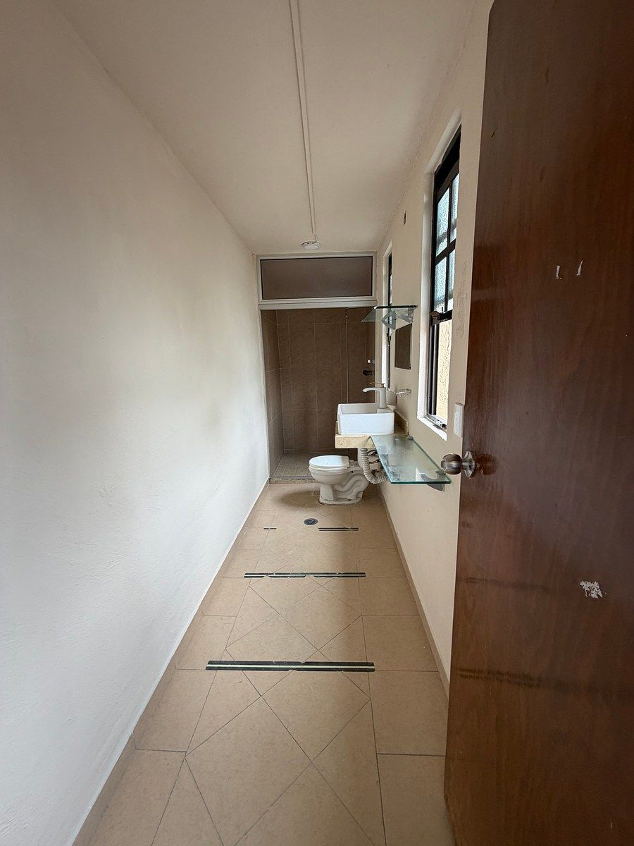 Sala Comercial em La Purísima Ticomán, Gustavo A. Madero, foto 7 de 23