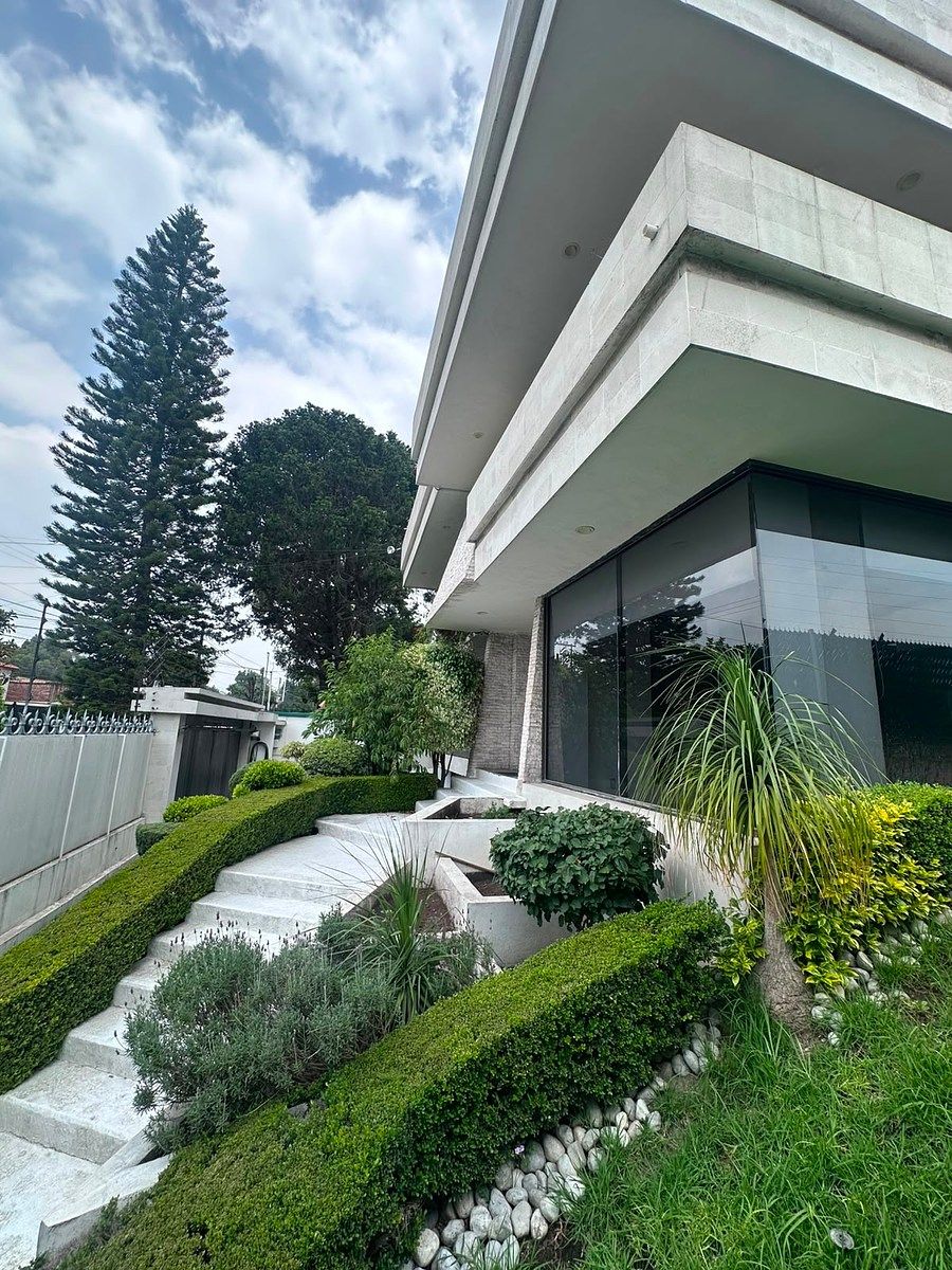 House in Ciudad Satélite, Naucalpan de Juárez, photo 2 of 27