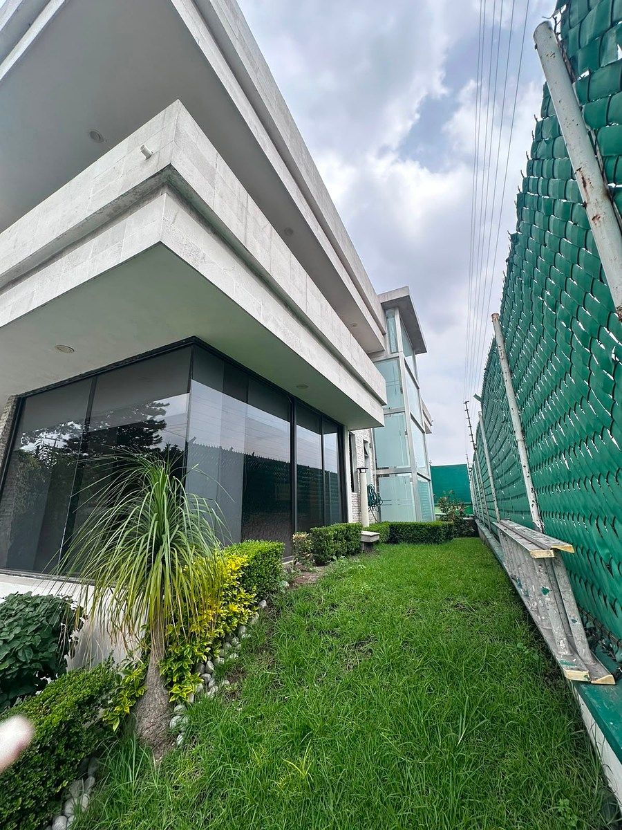 House in Ciudad Satélite, Naucalpan de Juárez, photo 3 of 27
