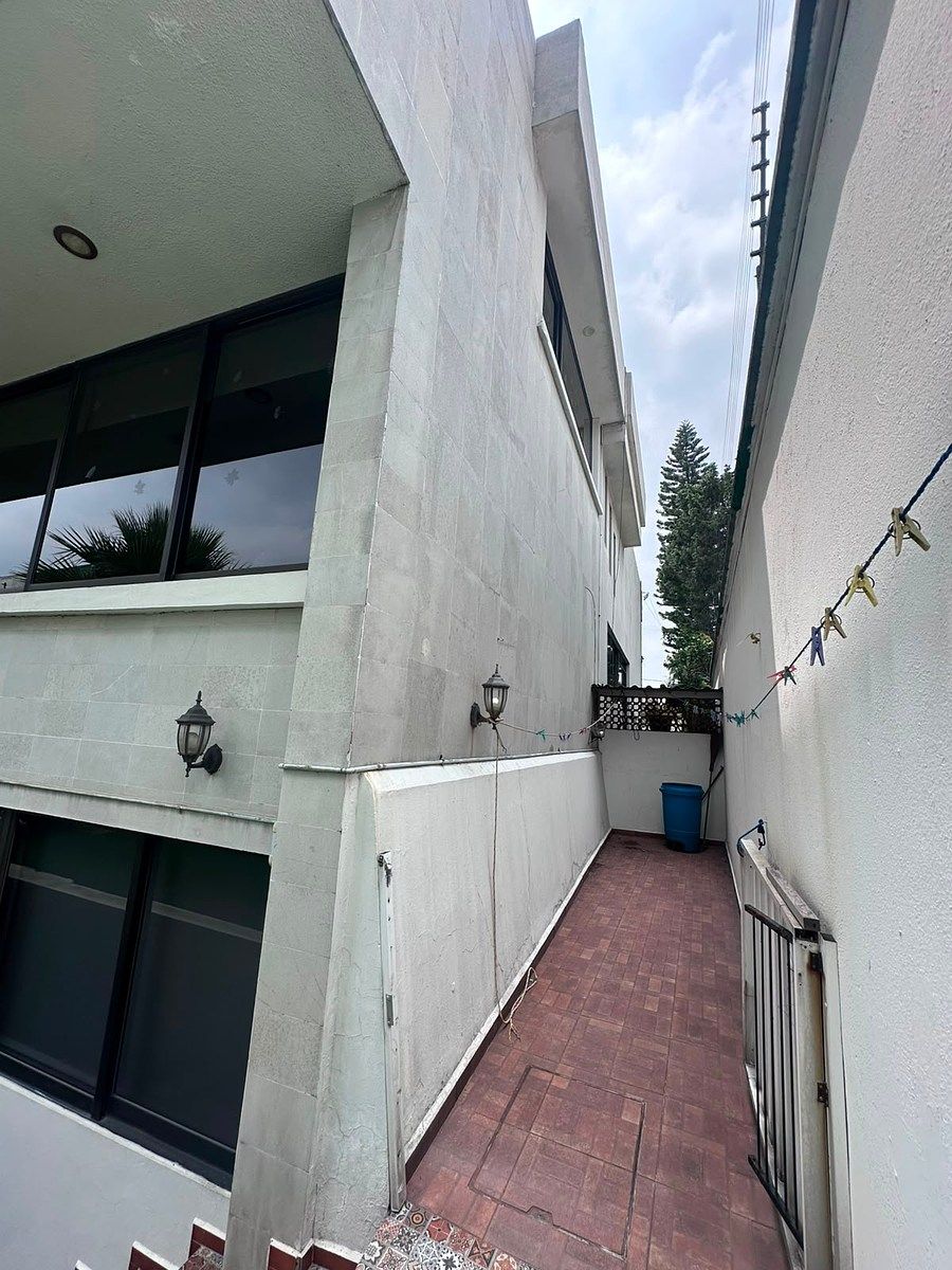 House in Ciudad Satélite, Naucalpan de Juárez, photo 12 of 27