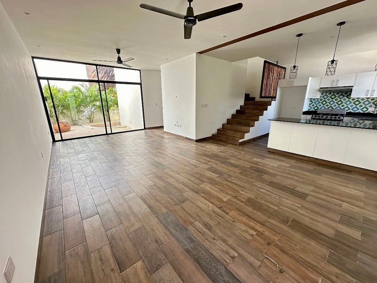 House in Montes de Ame, Mérida, photo 3 of 17