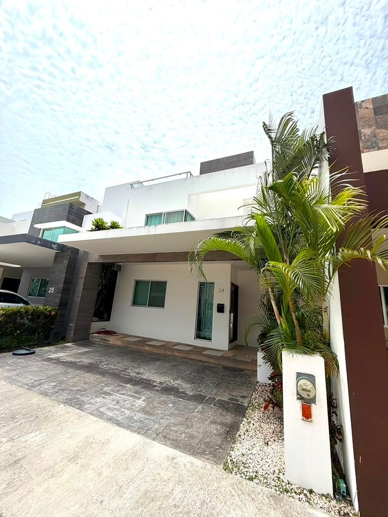 Casa Mobiliada para Alugar no Residencial Aqua, Cancún | Piscina Privada, foto 1 de 23