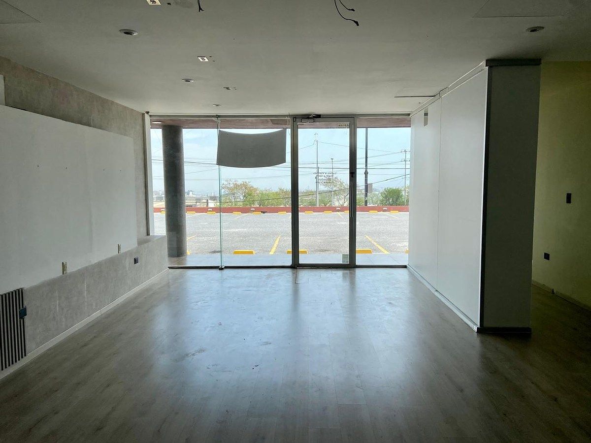 Local comercial en Colinas de San Jerónimo, Monterrey, foto 6 de 9