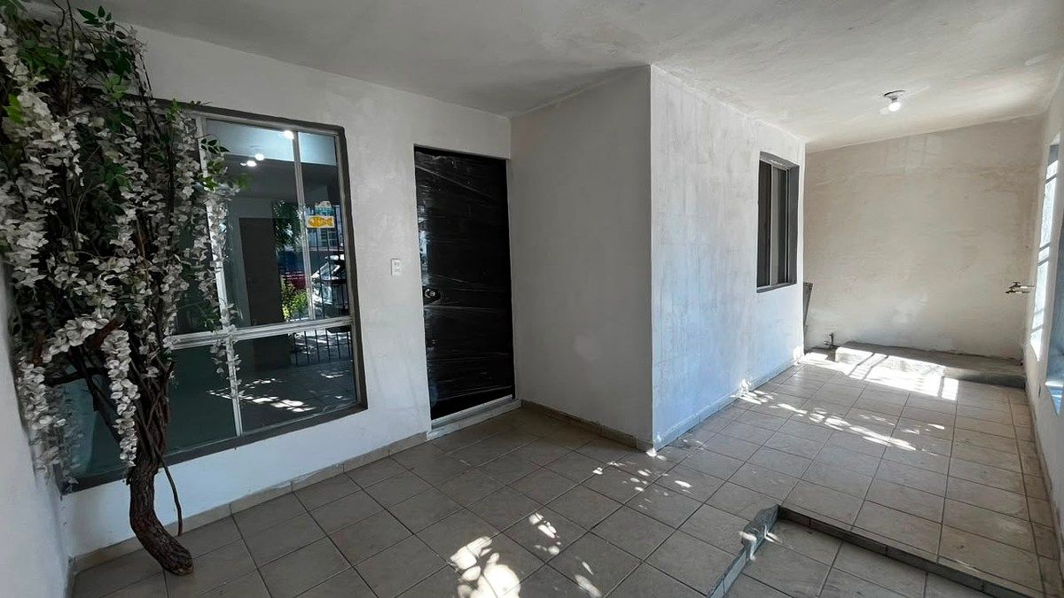 House in Rincón de Casa Blanca 1er Sector, San Nicolás de los Garza, photo 2 of 30