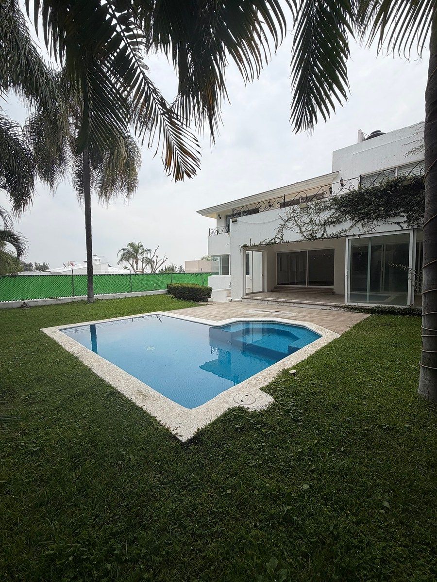 House in Gated Community in Ciudad Bugambilia, Zapopan, photo 2 of 28