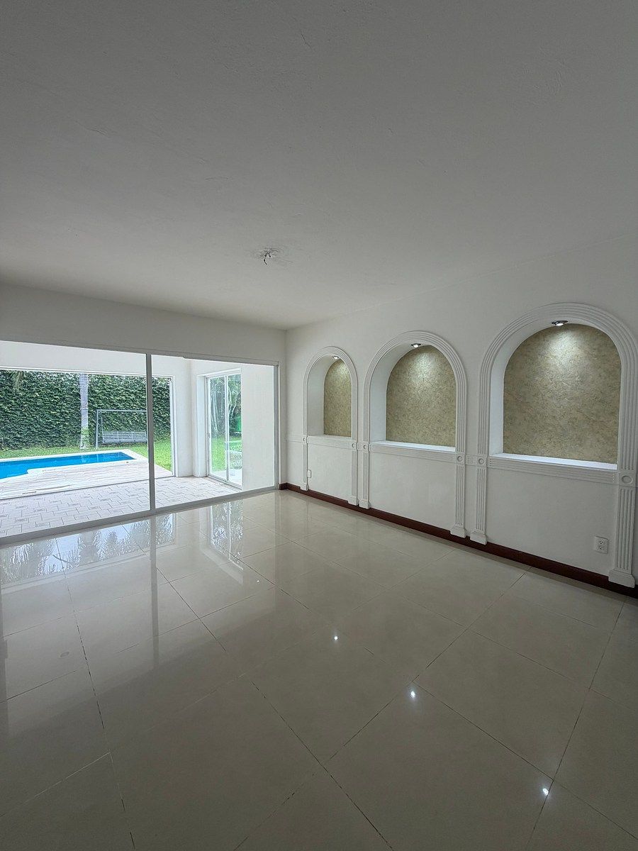 House in Gated Community in Ciudad Bugambilia, Zapopan, photo 8 of 28