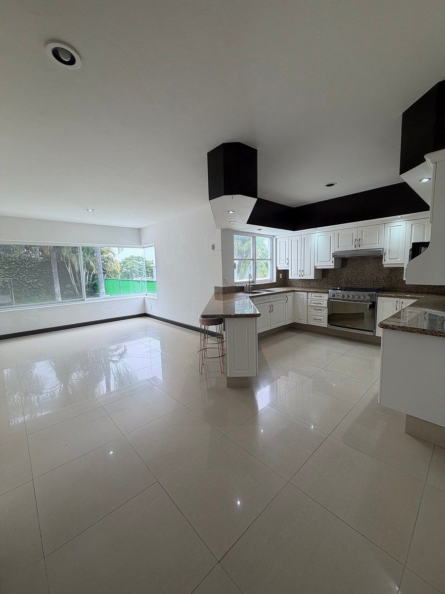 House in Gated Community in Ciudad Bugambilia, Zapopan, photo 10 of 28