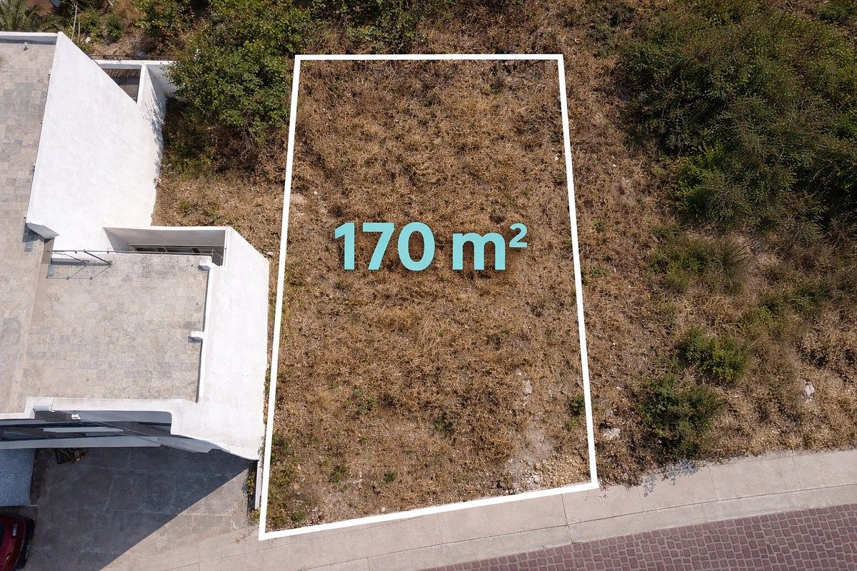 Terreno plano en venta con vista a campo de golf ubicado en Zibatá Querétaro, foto 1 de 4