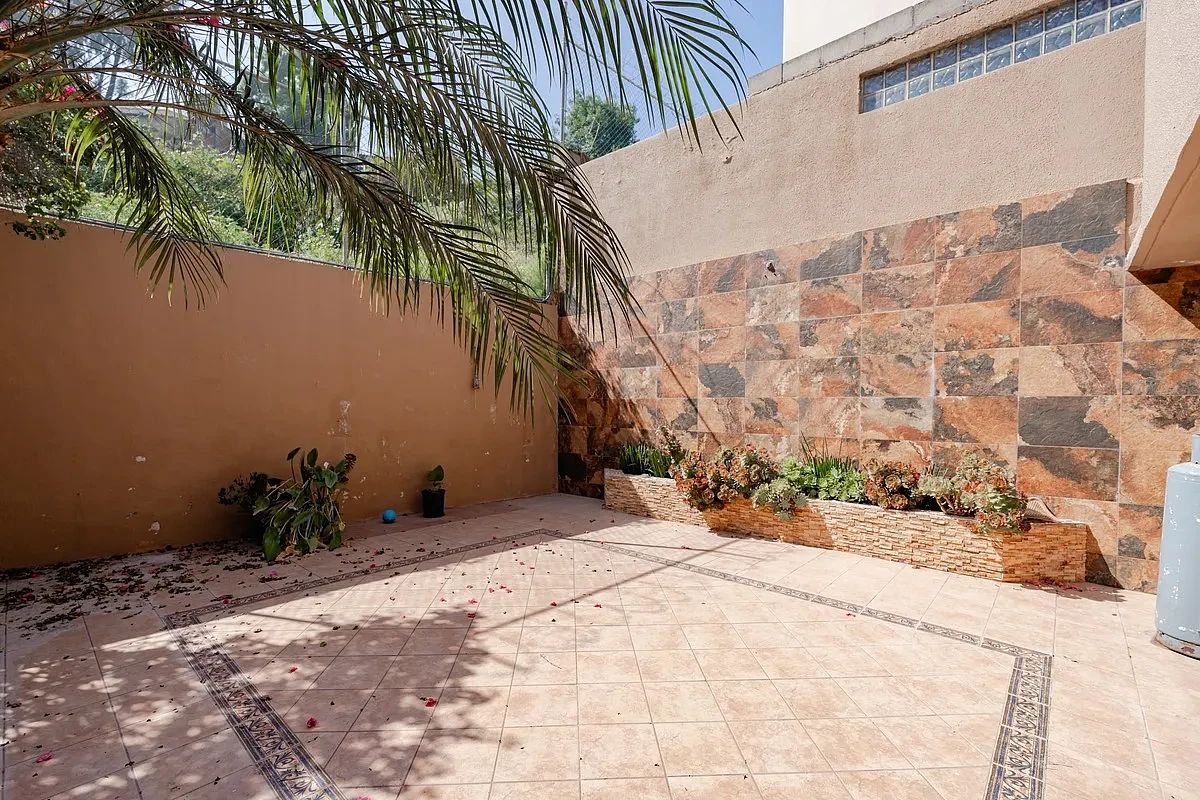 Casa em Colinas del Rey, Tijuana, foto 2 de 18