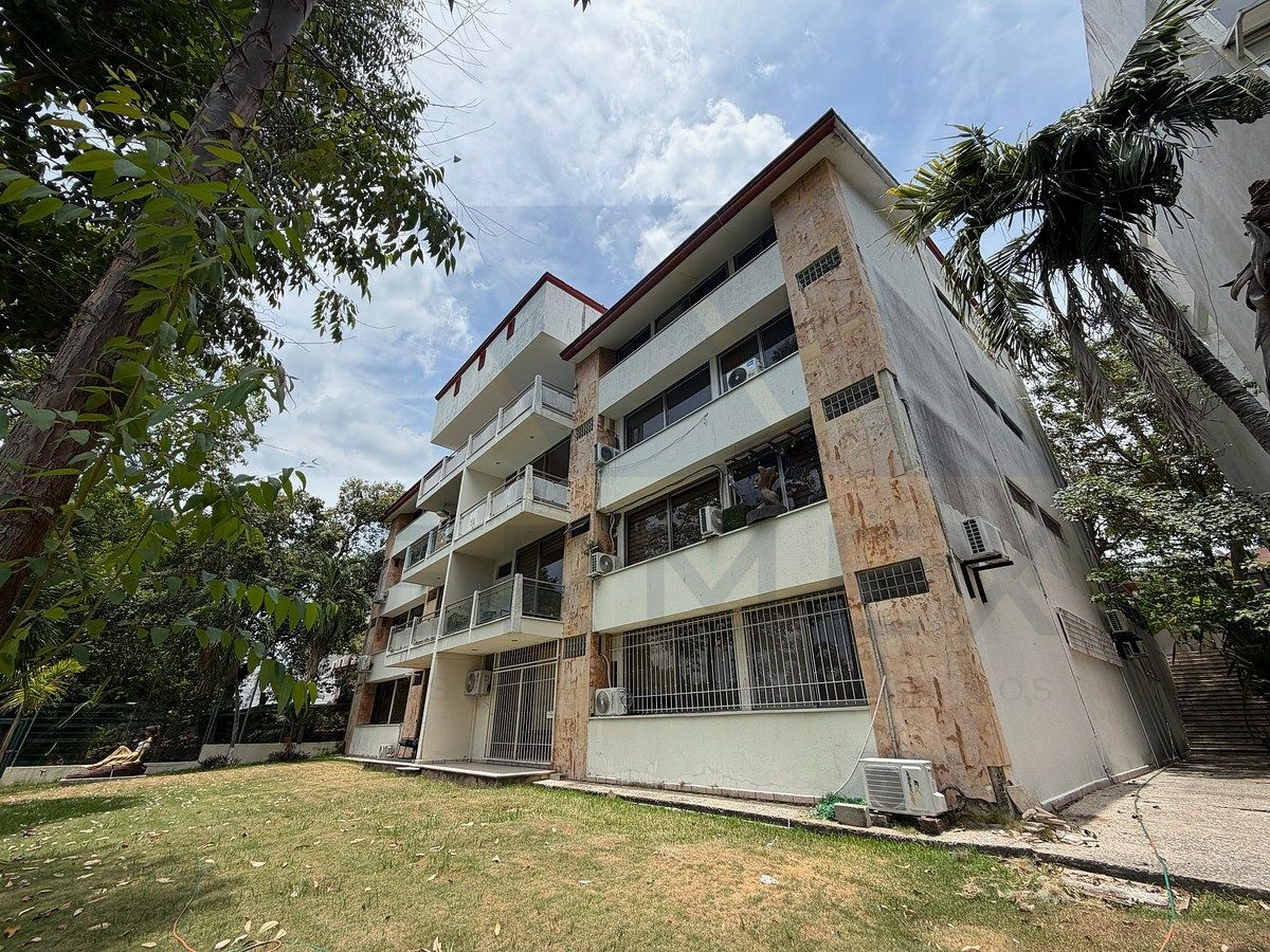 Apartment in El Recreo, Centro, photo 2 of 31