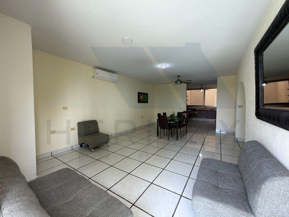 Apartment in El Recreo, Centro, photo 4 of 31