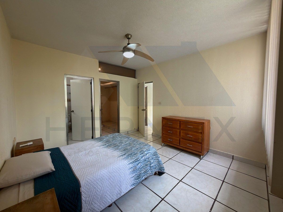 Apartment in El Recreo, Centro, photo 10 of 31