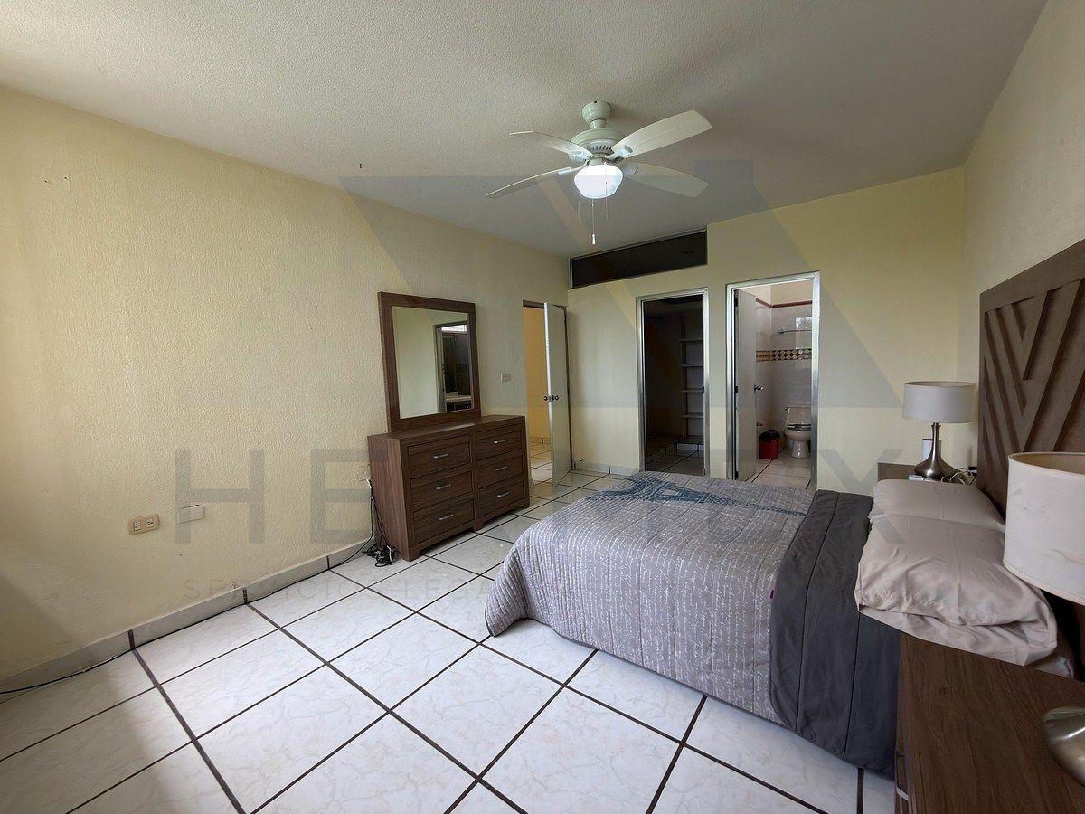 Apartment in El Recreo, Centro, photo 12 of 31