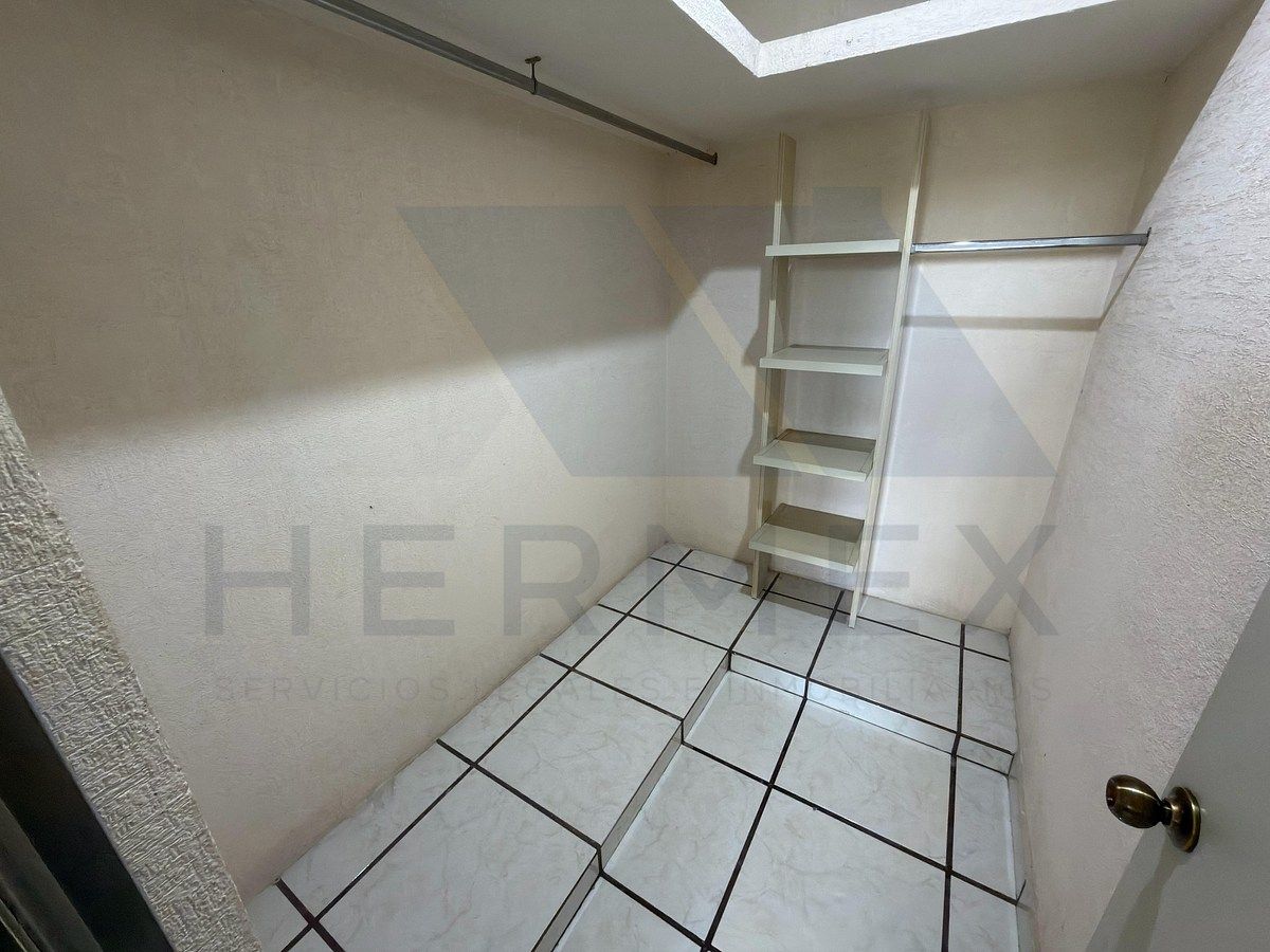 Apartment in El Recreo, Centro, photo 15 of 31
