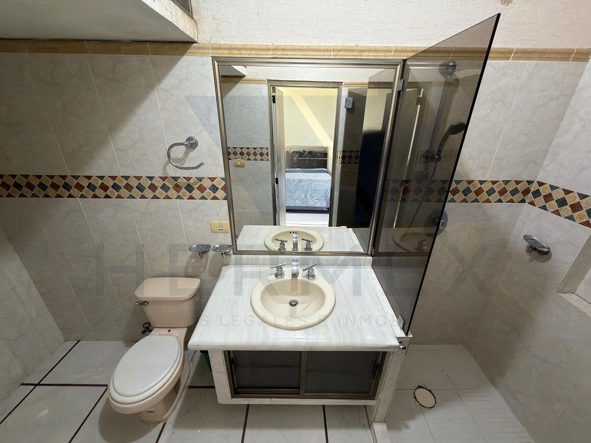 Apartment in El Recreo, Centro, photo 18 of 31