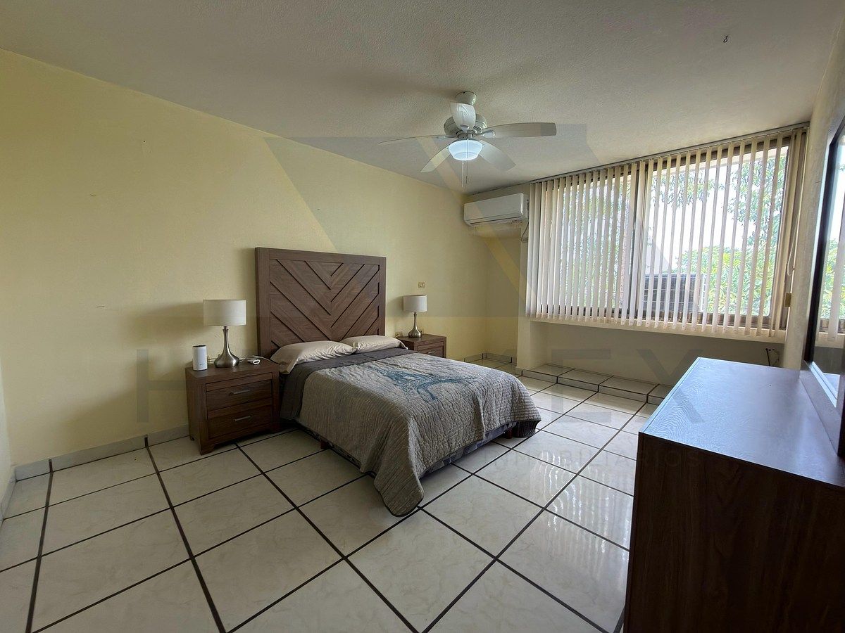 Apartment in El Recreo, Centro, photo 19 of 31