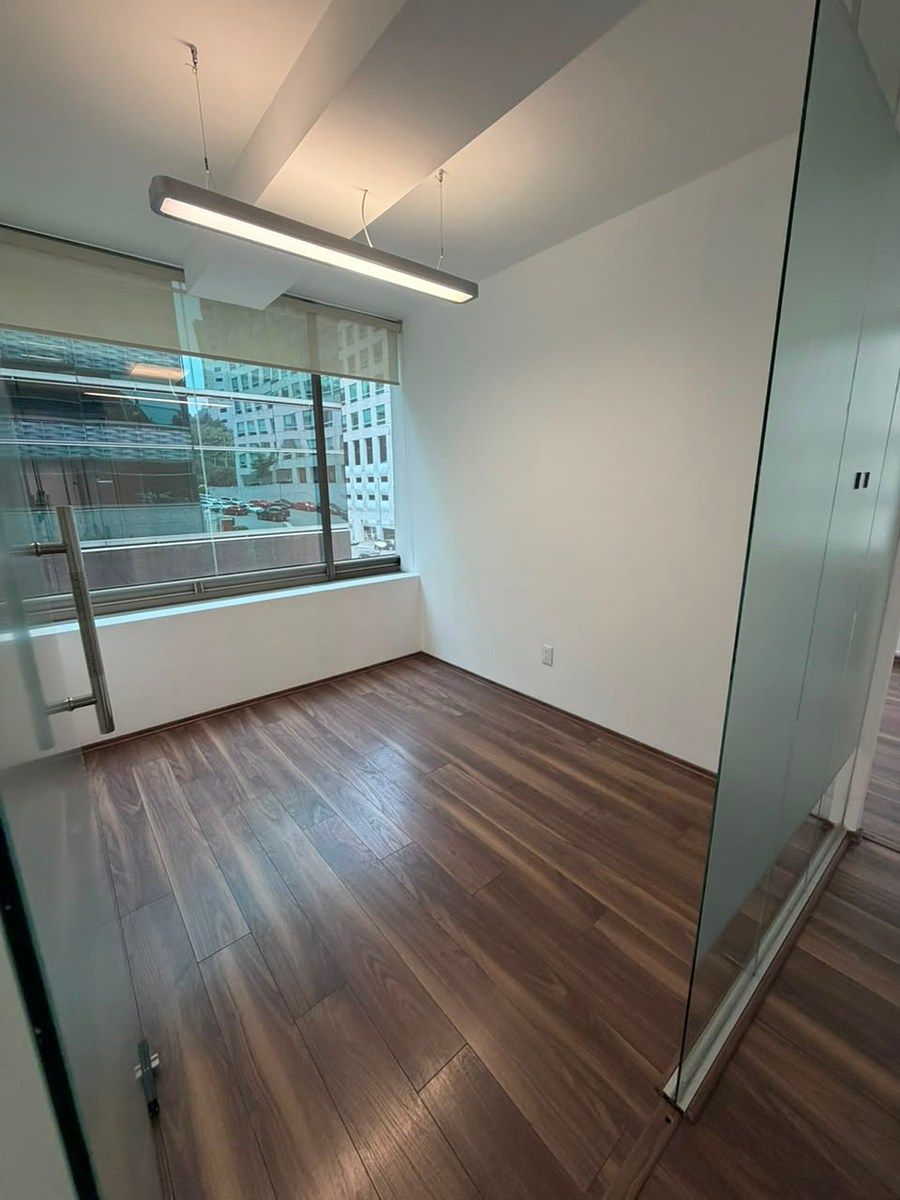 Sala Comercial em Bosques de las Lomas, Cuajimalpa de Morelos, foto 2 de 12