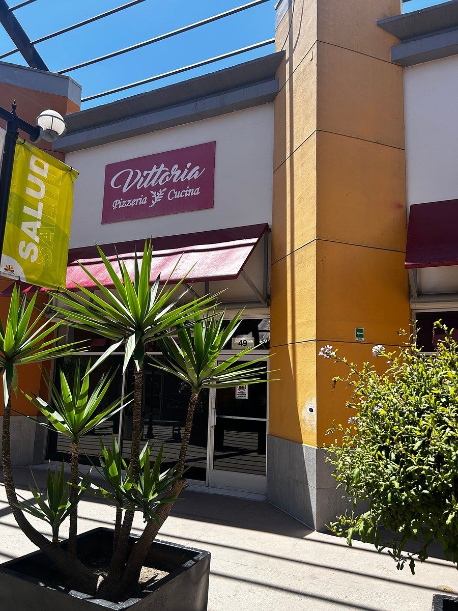 Local en centro comercial en Loma Bonita, Tijuana, foto 25 de 40