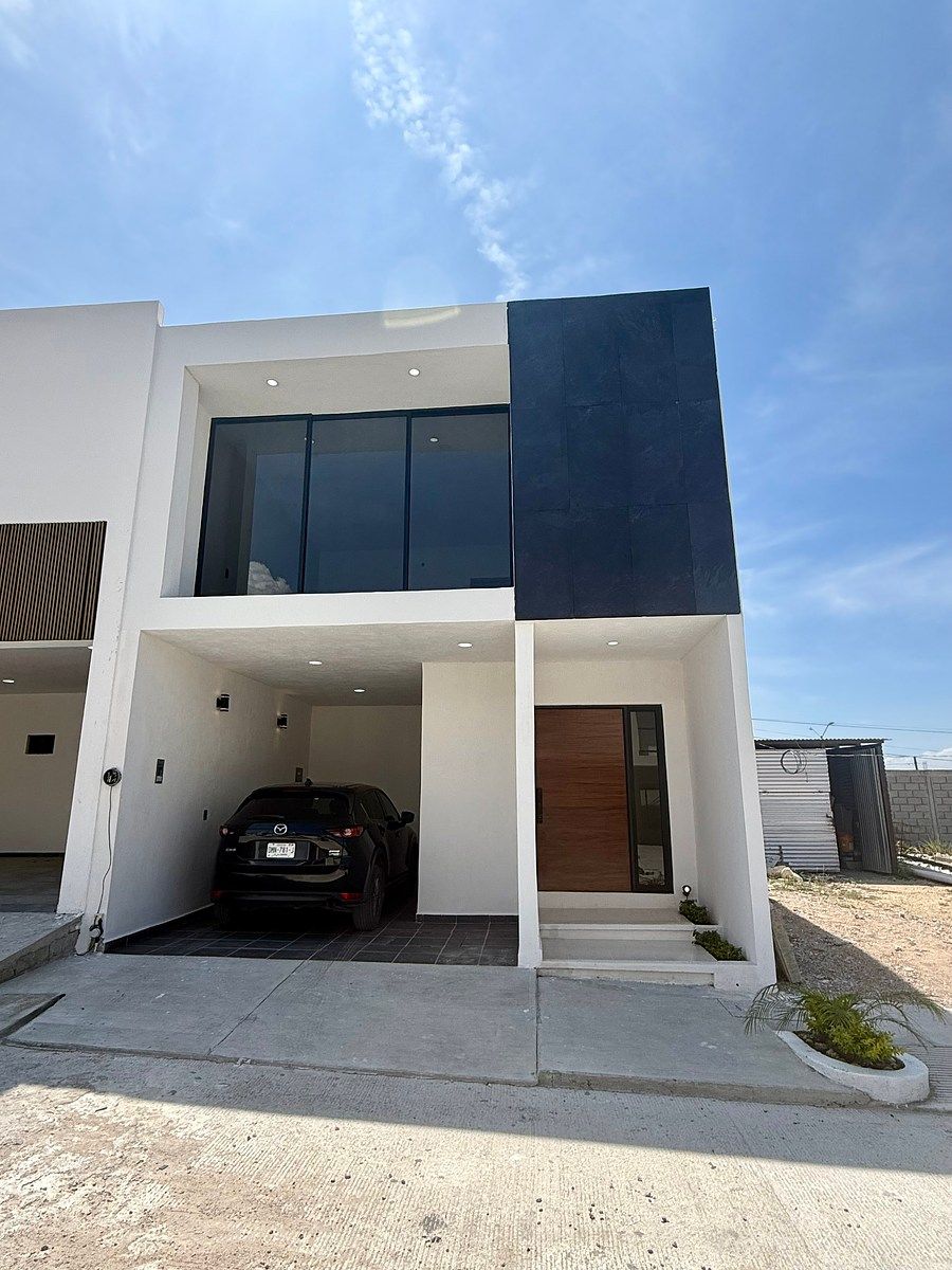 House in Bosques de la Trinidad, Tuxtla Gutiérrez, photo 2 of 19