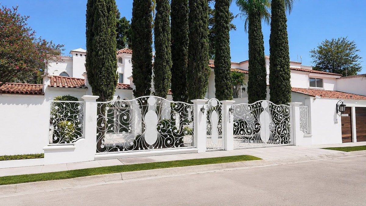 Residencia de lujo en Venta en Bugambilias, Zapopan, foto 2 de 48