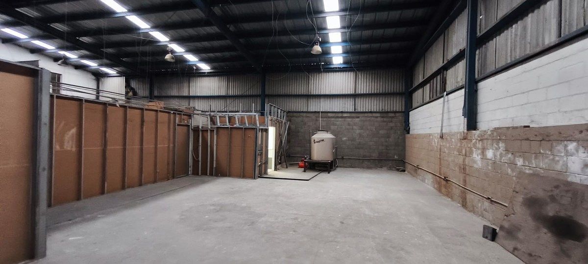 Commercial Storage Unit in El Rubí, Tijuana, photo 3 of 12