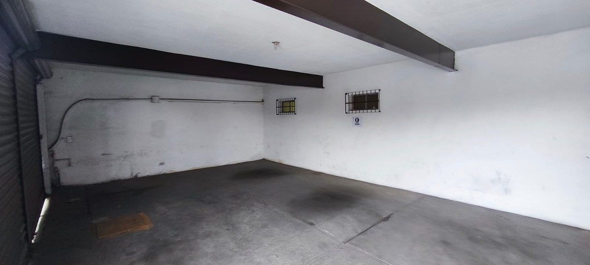 Commercial Storage Unit in El Rubí, Tijuana, photo 4 of 12