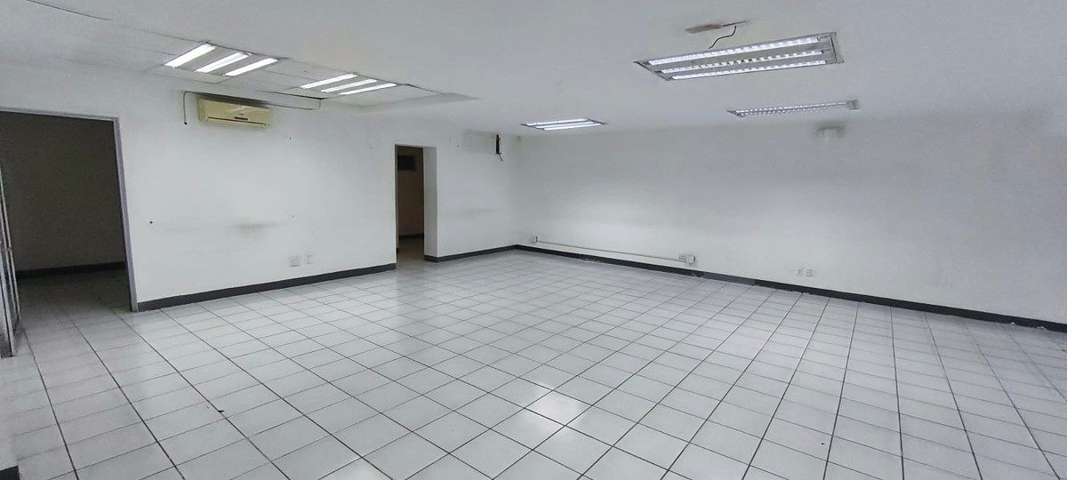 Commercial Storage Unit in El Rubí, Tijuana, photo 5 of 12