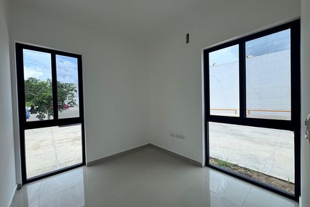 ALUGUEL DE DEPÓSITO 600 M2 EM UMÁN YUCATÁN COM SEGURANÇA 24/7