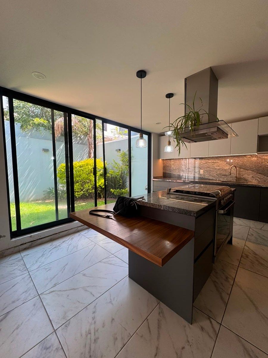 Casa em El Bajío, Zapopan, foto 12 de 34
