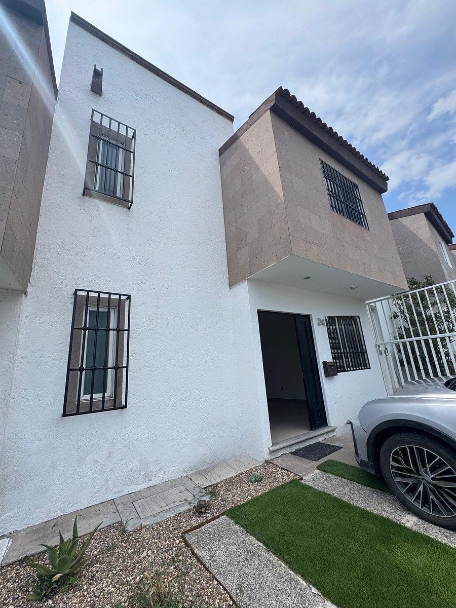 RENT HOUSE EL MIRADOR QUERETARO, photo 1 of 17