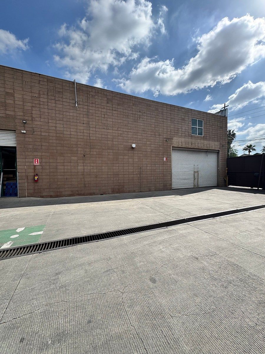Commercial Storage Unit in 20 de Noviembre, Tijuana, photo 5 of 7