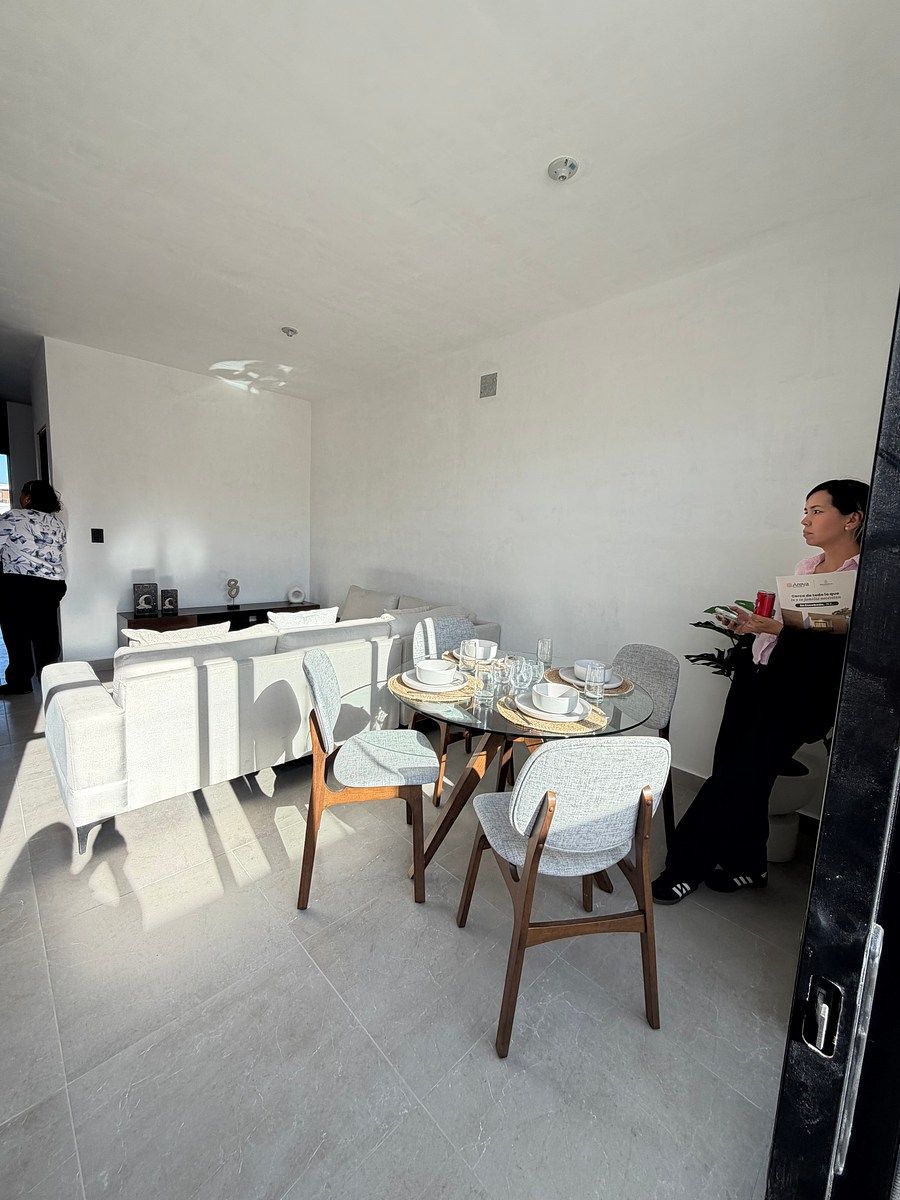 Casa em Privadas de Los Sauces, General Escobedo, foto 2 de 17
