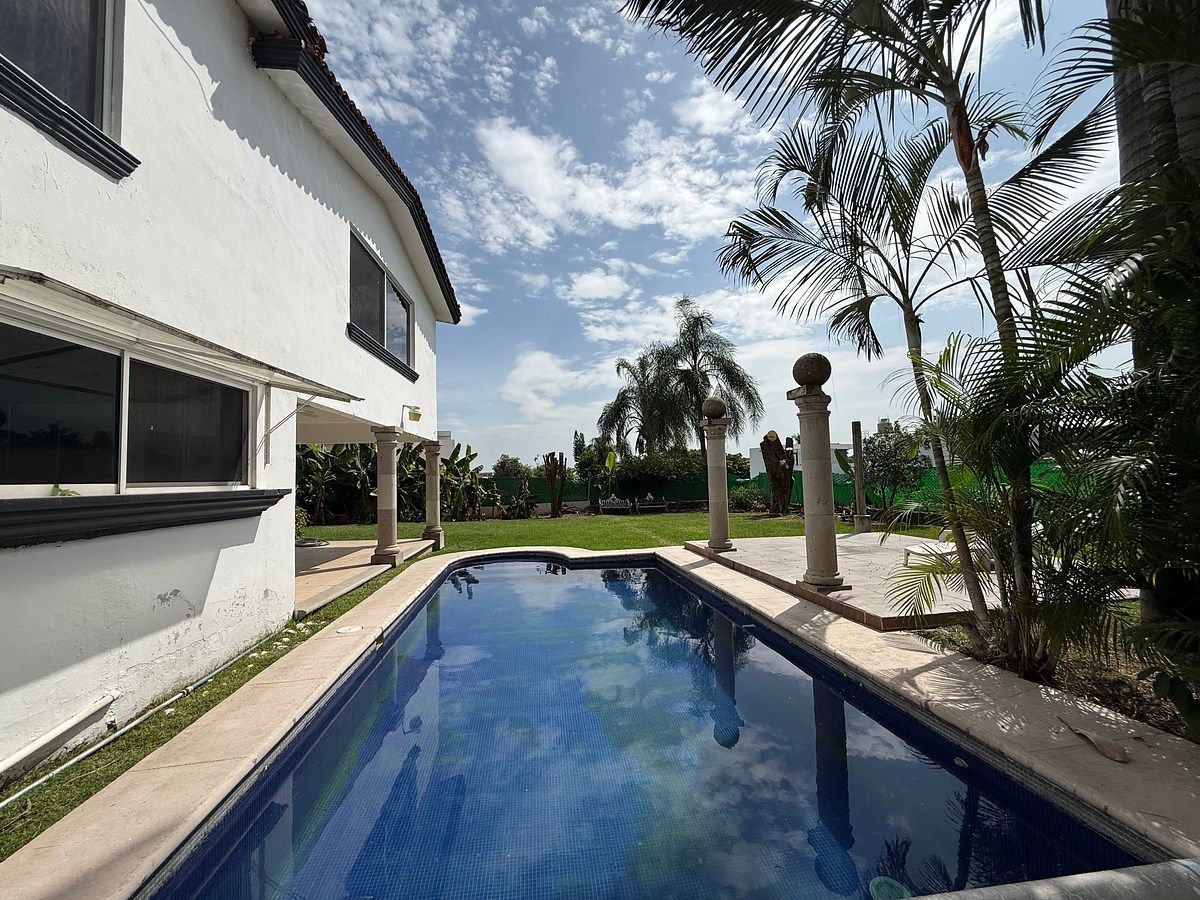 House in Lomas de Cocoyoc, Atlatlahucan, photo 9 of 49