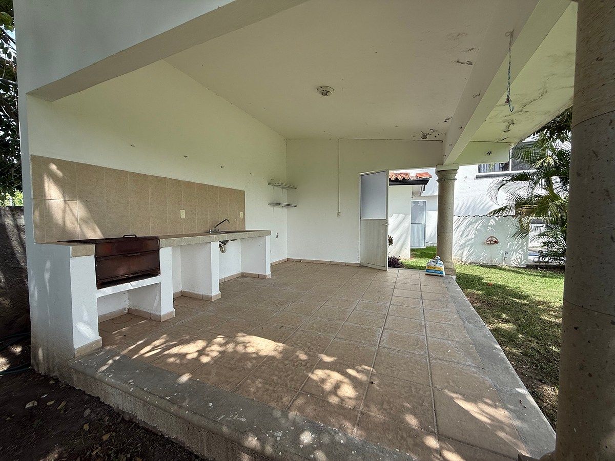House in Lomas de Cocoyoc, Atlatlahucan, photo 44 of 49