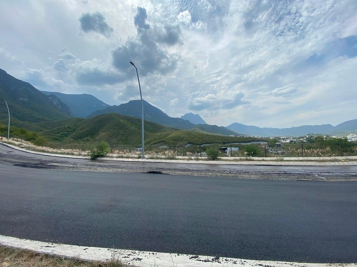 Lote em Sierra Alta 10 Sector, Monterrey, foto 3 de 16