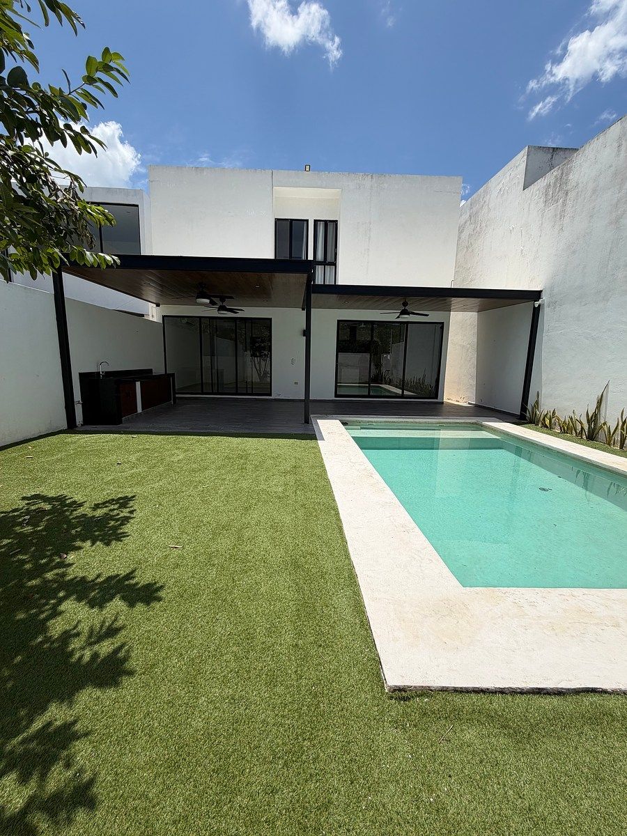 Casa em Cholul, Mérida, foto 2 de 49