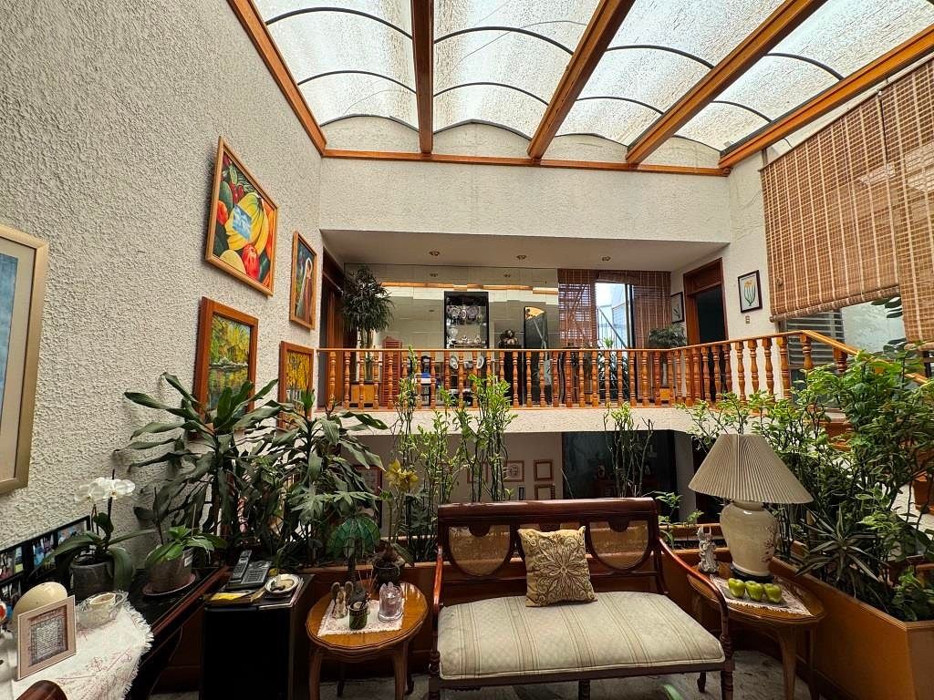 House for sale in Jardines de Aguascalientes, southern area of Aguascalientes, photo 1 of 23