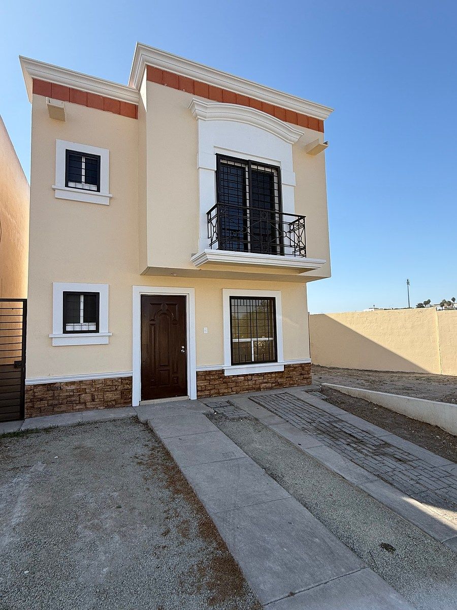 RENTAL HOUSE IN PRIVADA VERONA, photo 1 of 21