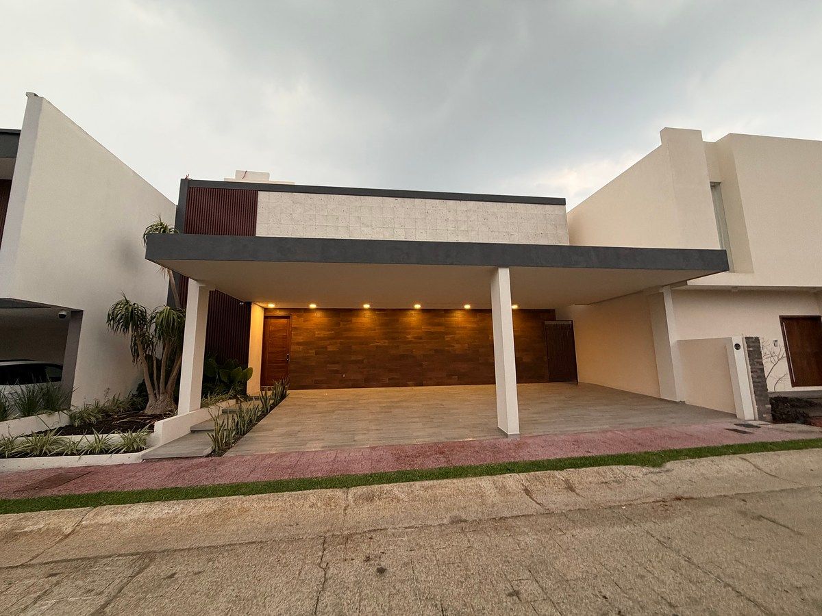 Casa en Puerta de Hierro, Tuxtla Gutiérrez, foto 2 de 20