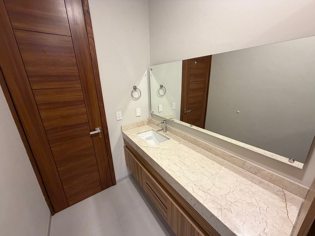 Casa en Puerta de Hierro, Tuxtla Gutiérrez, foto 13 de 20