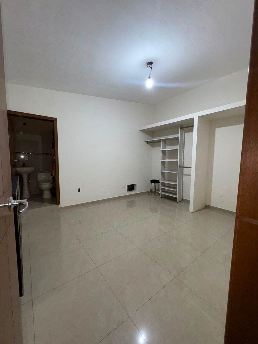 Casa em Mariano Otero, Zapopan, foto 14 de 16
